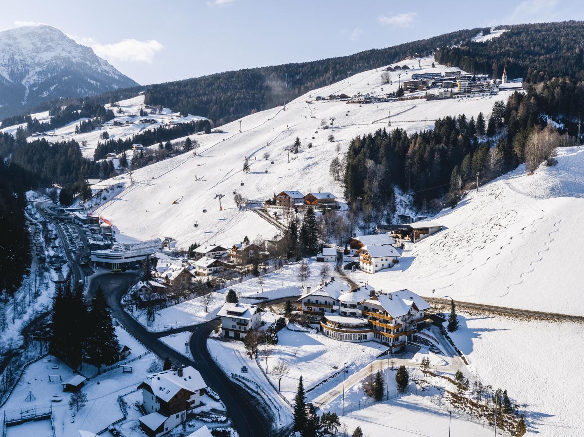 Hotel Christoph Olang ภายนอก รูปภาพ